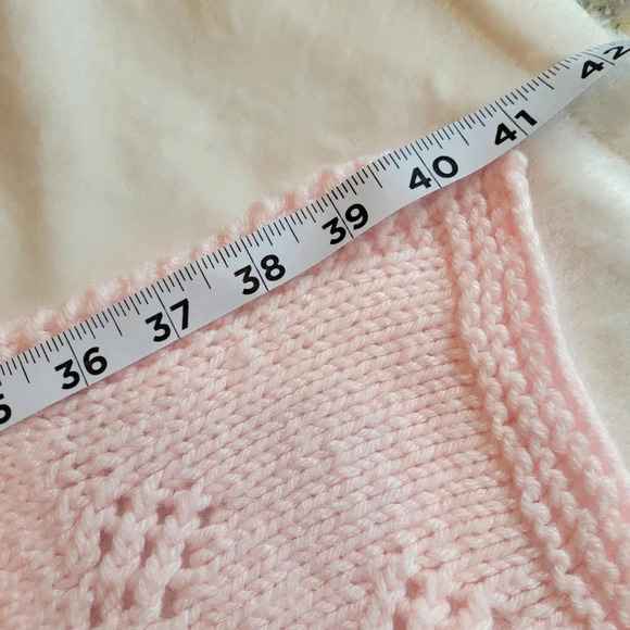 🌴3/$15🌴 Beautiful afgan crochet baby pink blanket / lap blanket handmade - Picture 12 of 12